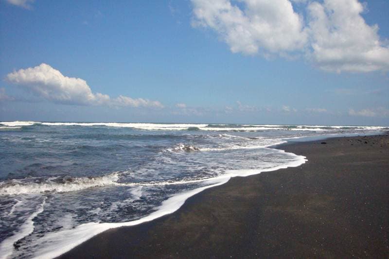 Kelating Beach Hidden Gem Tour